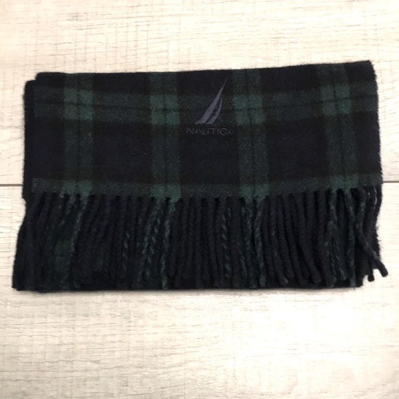 Nautica wool blend scotch plaid reversible green navy scarf, Italy. Perfect - Picture 2 of 10